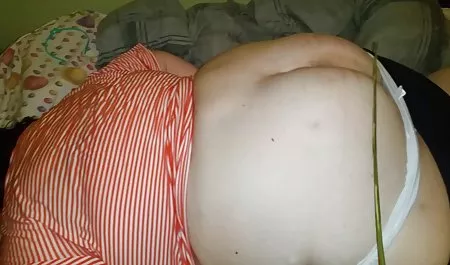 لزبین واقعی در رختخواب sexضربدری