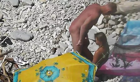 بچه سکس ضربدری با مامان نگهدار در خروس پرداخت می شود!