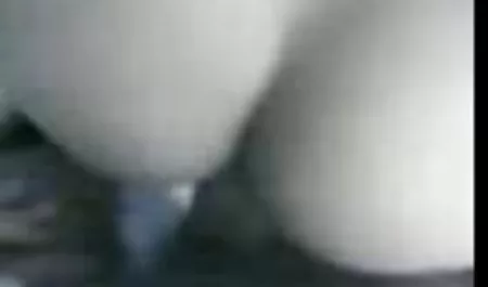 MILF چند کرامپ ضربدری مامان